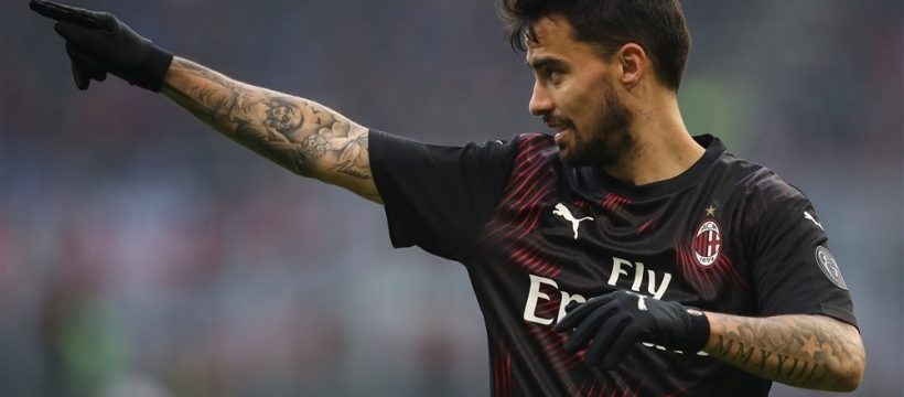 El futbolista español busca salir del Milan este mismo invierno